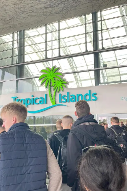 0363d296 d304 42e8 8d6d ae0a99682353 v2