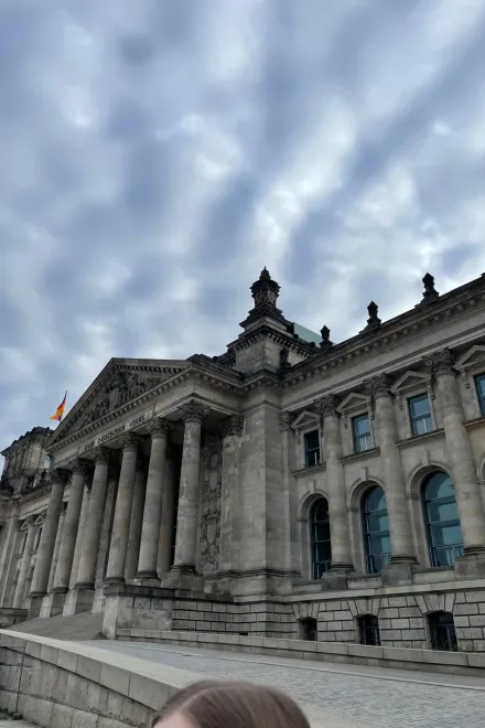 c729bbf8 7fa5 4d3f bb58 2eebf1b2c9ee v2