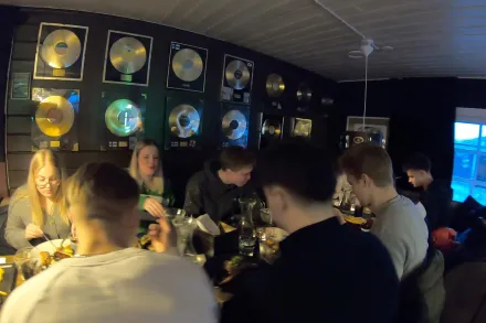 435d0615 6361 46f8 9981 4b29e0b972e5